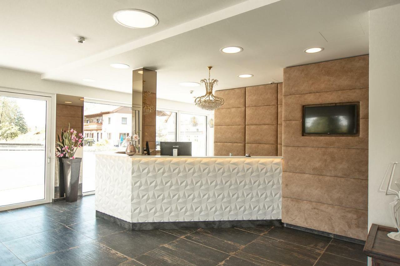 Hotel Weiss Munderfing Ngoại thất bức ảnh
